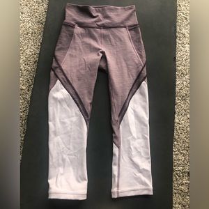 Lululemon capri leggings with pockets